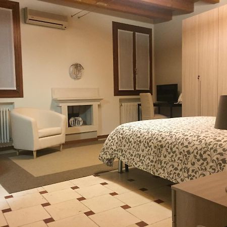 B&B Via Garibaldi Lonigo Buitenkant foto