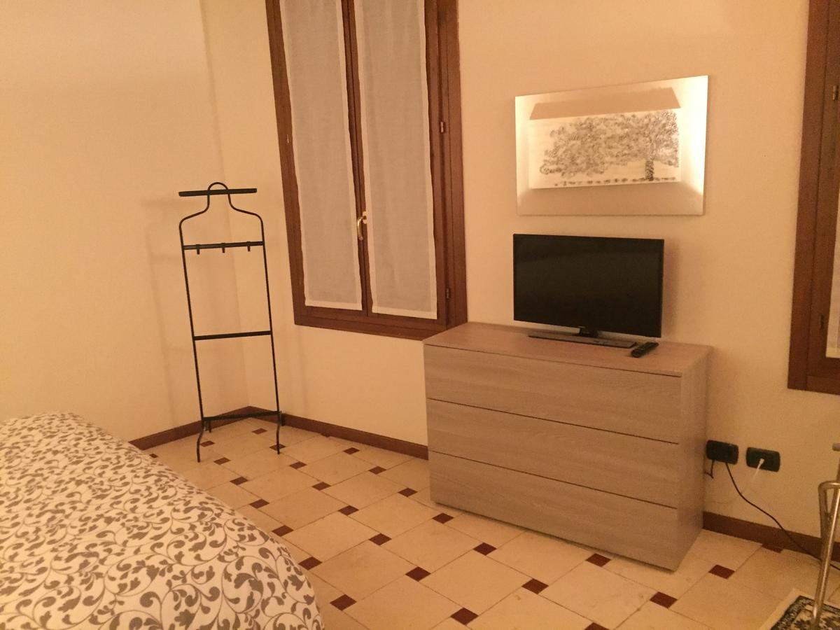 B&B Via Garibaldi Lonigo Buitenkant foto