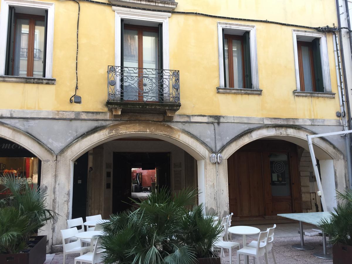 B&B Via Garibaldi Lonigo Buitenkant foto